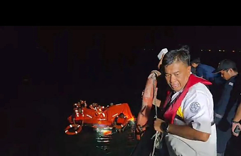 Seafarers.in Tanzania-Flagged Cargo Vessel Sinks Off Batam: All Crew Members Rescued Safely
